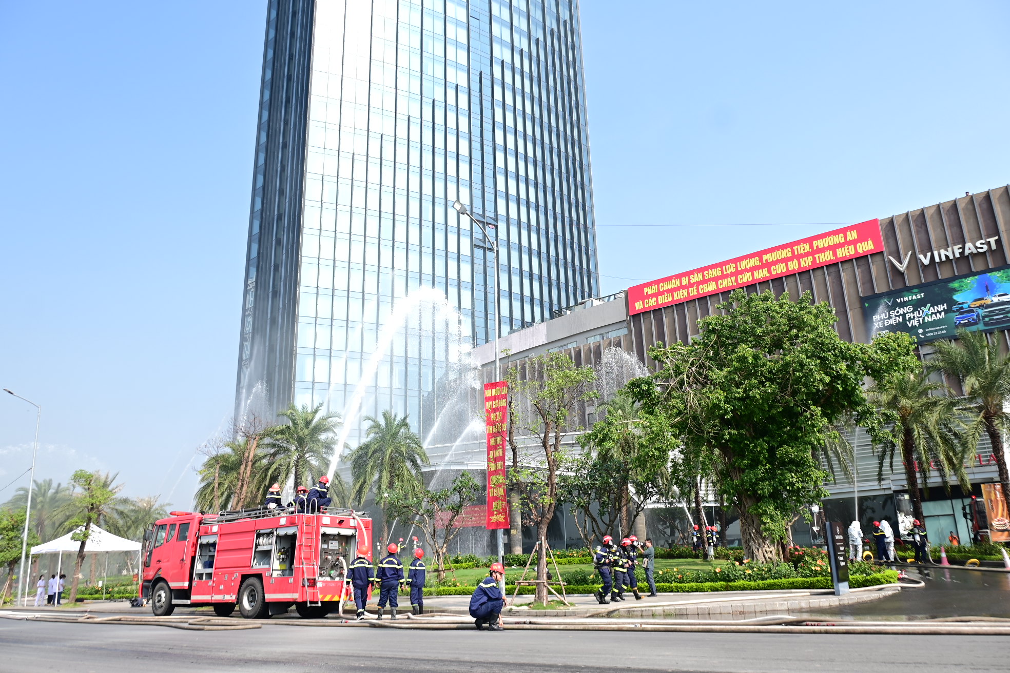 Quốc hội thông qua Luật Phòng cháy, chữa cháy và cứu nạn, cứu hộ